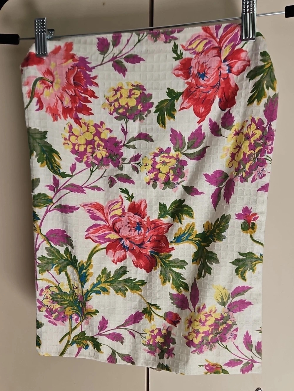 April Cornell Floral Waffle Cotton Tote/bag in White & Pink
